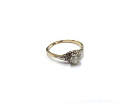An 18ct/plat set diamond solitaire ring, 0.30ct approx. Size L/M, 1.9g 