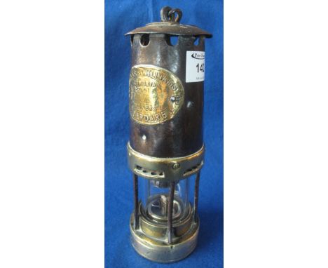 Thomas and Williams of Aberdare brass miner's safety lamp, used.(B.P. 24% incl. VAT)