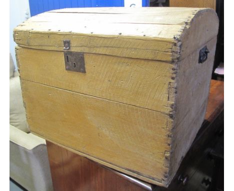 Small rustic, domed topped pine trunk with metal loop carrying handles. (B.P. 24% incl. VAT)