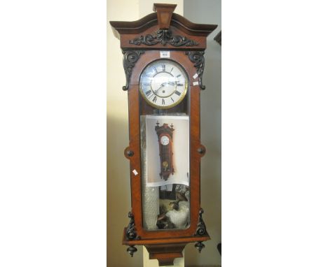 Early 20th Century walnut, single train, Vienna type wall clock.(B.P. 24% incl. VAT)