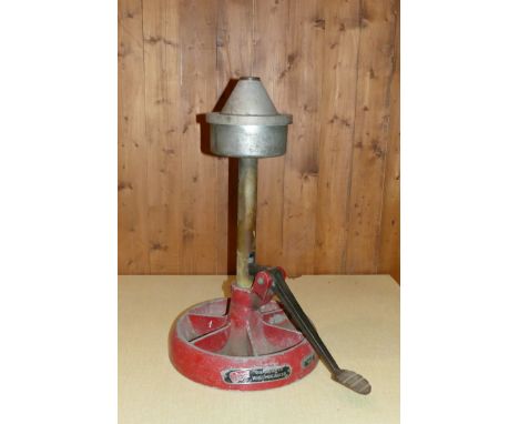 An Repco oil damped wheel balancer with manual 