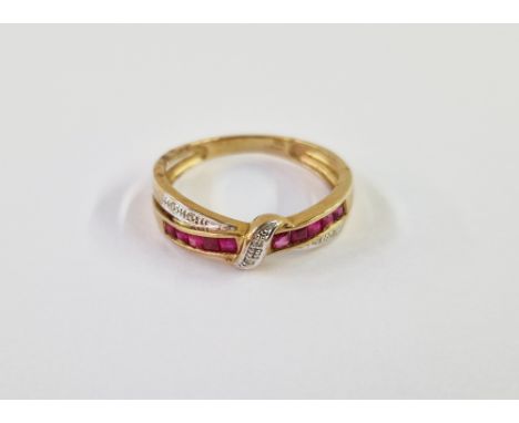 9ct gold, diamond and ruby crossover ring&nbsp;set five pairs square-cut rubies and six tiny diamonds, gross weight 2.9g, rin