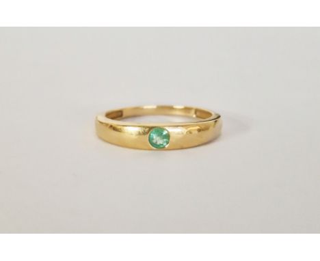 18ct gold and emerald ring size P1/2