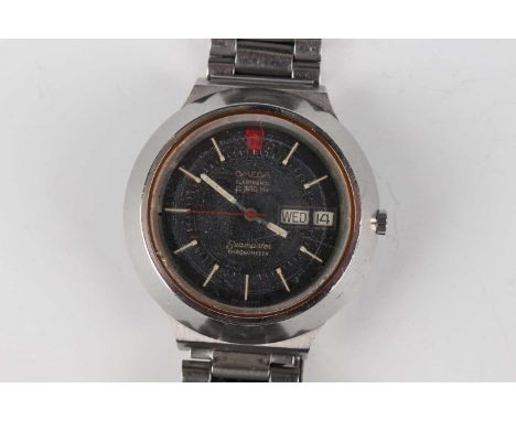 An Omega Electronic F300 Hz Seamaster Chronometer stainless steel gentleman's bracelet wristwatch, circa 1972, the signed and