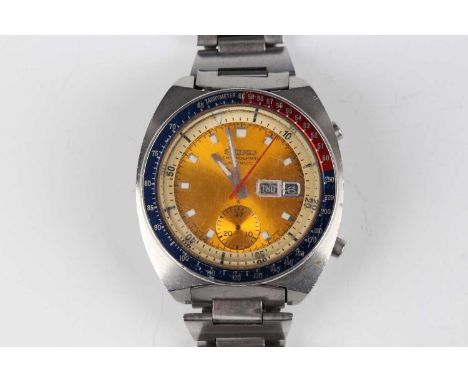 A Seiko Pogue Chronograph Automatic stainless steel gentleman's bracelet wristwatch, Ref. 6139-6002, the signed tangerine dia