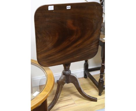 A George III mahogany tripod table W.59cm