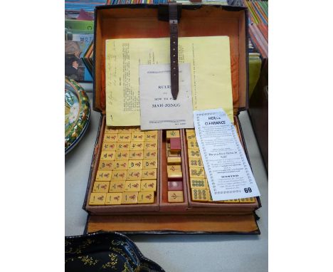 Vintage Leather cased Mah Jongg Set 
