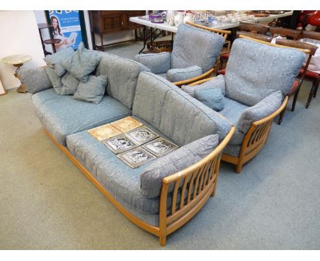 Good Quality Ercol Blonde Elm sofa suite of stick back construction 