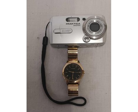 SMALL PRAKTICA DCZ 520 CAMERA & A GOLD COLOURED GENTS SEKONDA WRIST WATCH