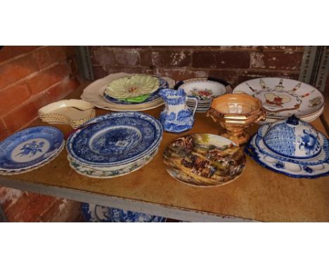 SHELF WITH QTY OF BLUE &  WHITE CHINA, COMMEMORATIVE PLATES &  OTHER DISHES