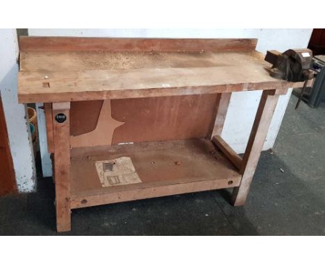 WORK BENCH & VICE