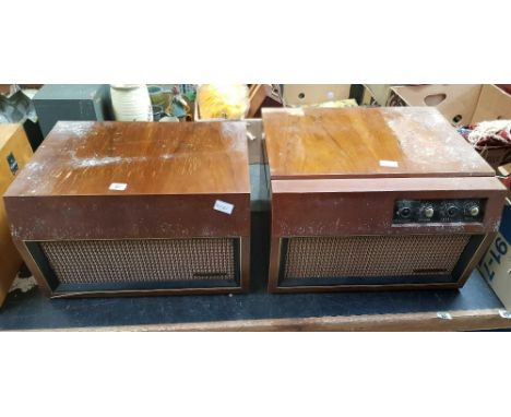 DYNATRON VINTAGE RECORD PLAYER WITH GARRARD TURN TABLE & AMPLIFIER