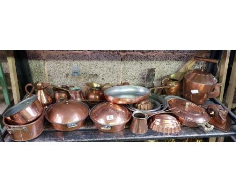 SHELF OF COPPERWARE, KETTLE, JUGS, PANS ETC