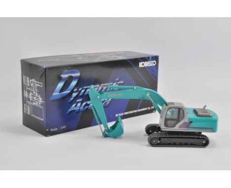 Scarce 1/40 Scale Kobelco SK200 Tracked Excavator. Near Mint in Excellent Box.