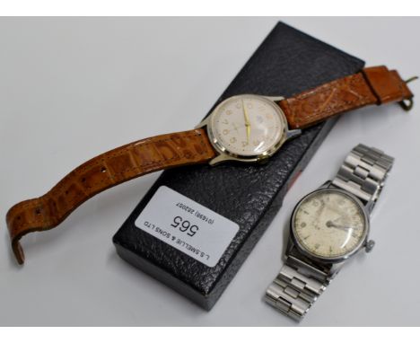 A SMITH'S EMPIRE GENTS WRIST WATCH ON LEATHER STRAP WITH BOX, TOGETHER WITH A VINTAGE LONGINES STAINLESS STEEL CASED WRIST WA