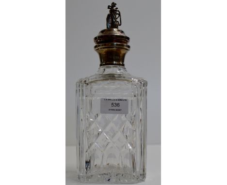 A NICE CUT CRYSTAL DECANTER WITH STERLING SILVER MOUNTS & STERLING SILVER FINISHED STOPPER MODELLED AS A GOLF BAG WITH CLUBS 