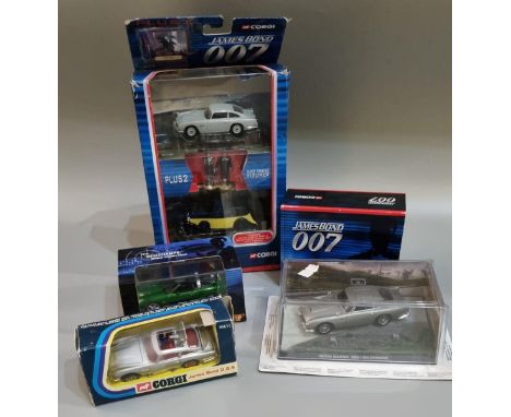 Collection of James Bond Diecast model vehicles to include Aston Martin DB5 and Rolls Royce 2-piece set with figures, James B