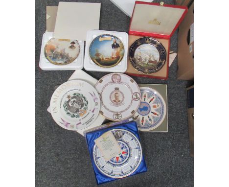 Box of collectors plates to include; Danbury Mint National Maritime Museum, Spode 'Maritime England' plates in cases, Royal D
