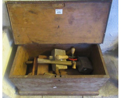 Small pine carpenter's box, the interior revealing assorted vintage tools to include; mallets, planes etc. (B.P. 21% + VAT) 