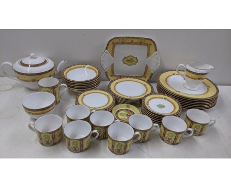 A Royal Worcester 'Versailles' pattern part tea and dinner serviceLocation:If there is no condition report shown, please requ
