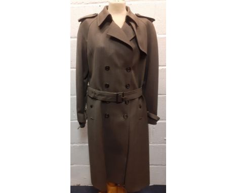 Burberry- A vintage gents grey/brown pure new woollen trench coat having a double breasted front with 8 buttons, 2 side pocke