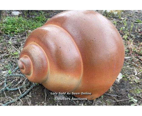 *CERAMIC SNAIL SHELL, 28CM (H) X 37CM (L) / COLLECTION LOCATION: ALBOURNE (BN6), FULL ADDRESS AND CONTACT DETAILS WILL BE PRO