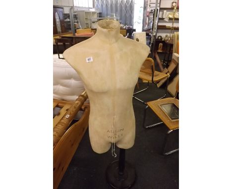 JACK WILLS MANNEQUIN ON STAND