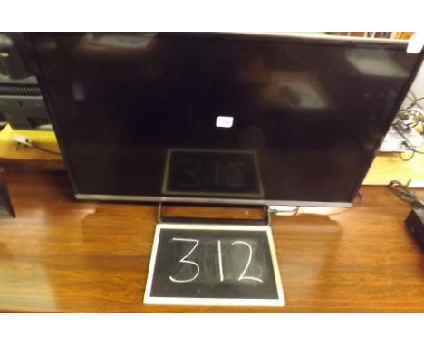 PANASONIC 32'' FS TV - WITH REMOTE &amp; MANUAL