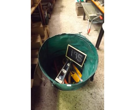 GREEN COLLAPSIBLE GARDEN SACK WITH VARIOUS HAND TOOLS INCL; BOW SAWS &amp; A SPIRIT LEVEL