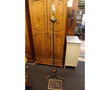 FINE QUALITY BRASS LAMP STANDARD