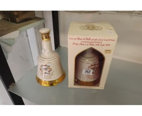 TWO 50CL BOTTLES OF COMMEMORATIVE BELL'S SCOTCH WHISKY, THE BIRTH OF PRINCE WILLIAM OF WALE'S &amp; THE BIRTH OF PRINCE HENRY