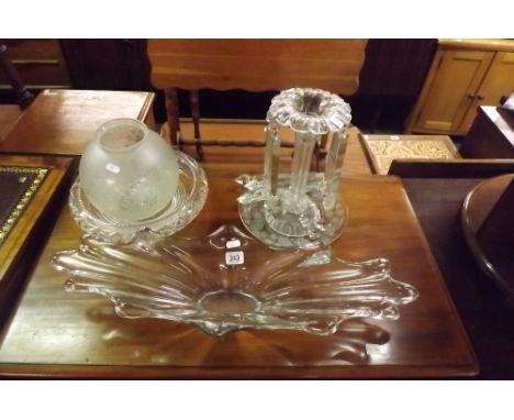 GLASS BOWLS, ORNAMENTAL VASE, PLATE &amp; OIL LAMP SHADE