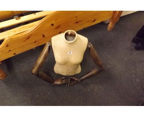 JACK WILL HALF TORSO MANNEQUIN WITH ARTICULATED ARMS
