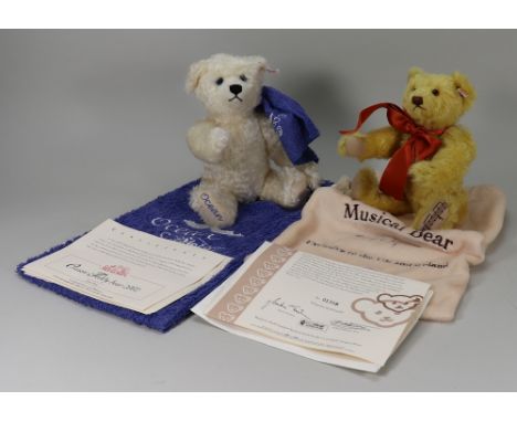 Two Steiff Limited Edition Teddy bears, 2002 Ocean Teddy Bear white, 11 ¾” (30cm), 0660801 white tag, 1298 of 1500, in origin