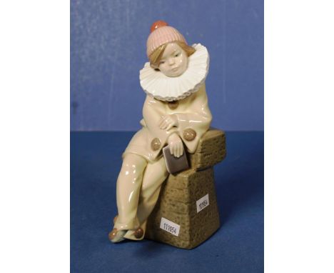 Lladro little jester model 5203, height 20.5cm approx