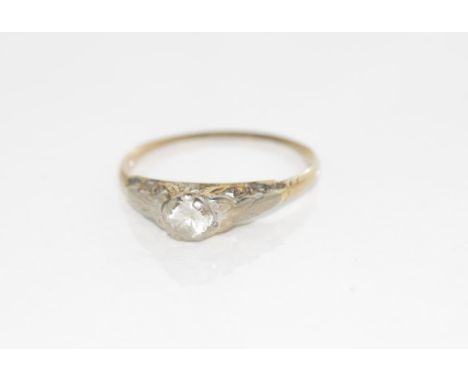 Vintage 14ct yellow gold ring weight: approx 1.6 grams, size: N/6-7 (band split), (unmarked but tested as 14ct)