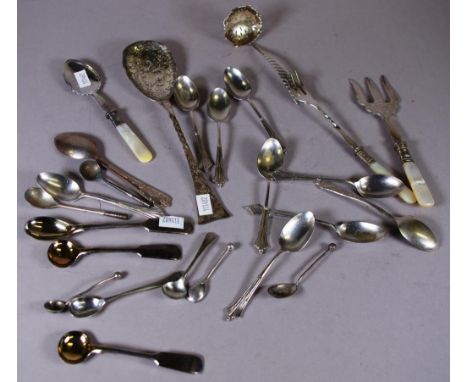 Quantity vintage & antique silver plated cutlery including serving spoons, condiment spoons, teaspoons, pearl handled servers
