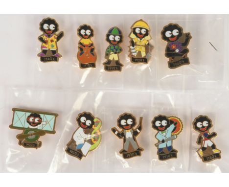 Robertsons Golly Historical Events collection of March 2001 issue badges x ten, includes: 233 1900 Wright brothers first flig
