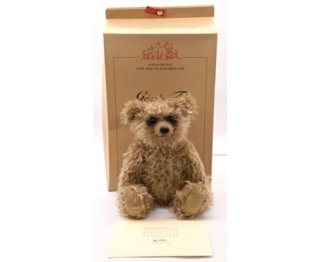 Steiff Grizzly Ted teddy bear, 2004, white tag 661402, LE 2000, produced exclusively for UK and Ireland, caramel mohair with 