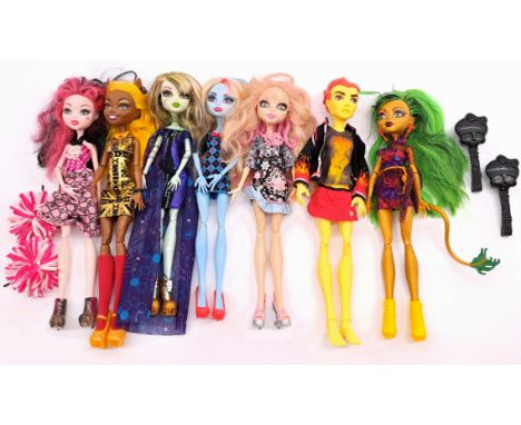 Mattel Monster High dolls x seven including: (1) Frankie Stein; (2) Draculaura; (3) Clawdeen Wolf; (4) Abbey Bominabla; (5) J