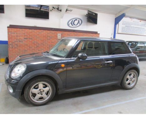 Make &amp; Model: Mini OneDate of Reg: EX57 SPZColour: Blackcc: 1397MoT: 21-01-2022Fuel Type: PETROLMileage: 37kTransmission: