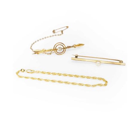 A group of 9ct gold jewellery, comprising:a split pearl bar brooch,engraved 9CT, an Edwardian aquamarine single stone target 