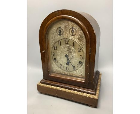 A German oak mantel clock34cm 
