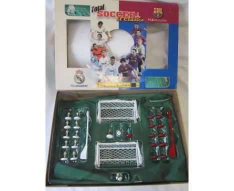 FOOTBALL GAME / REAL MADRID V. BARCELONA         A complete football game, very similar to Subbuteo, Total Soccer El Classico