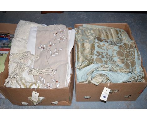 A small quantity of bed linen and curtains, in two boxes.