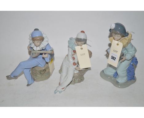 Three Nao figures various