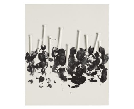 Günther Uecker.  (1930 Wendorf). 1 Lithographie mit Prägedruck aus: Kein Fehler im System. 1978. Auf schwerem Velin. 14 x 18 