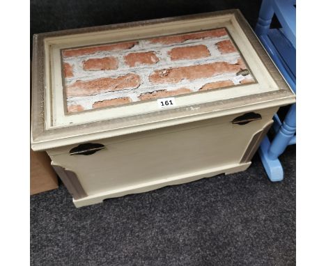 PAINTED WOODEN TRUNK
