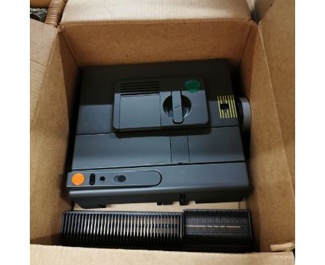 PROJECTOR
