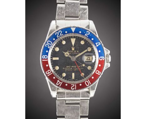 A GENTLEMAN'S STAINLESS STEEL ROLEX OYSTER PERPETUAL GMT MASTER BRACELET WATCHCIRCA 1966, REF. 1675 WITH GLOSS BLACK GILT DIA